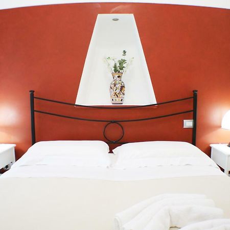 Casa Vacanze Anthea 라테르자 외부 사진